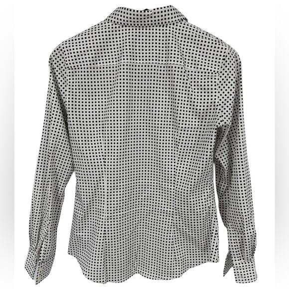Banana Republic Women's Black and White Pattern No Iron Button Up Blouse Size 6 - Picture 2 of 5